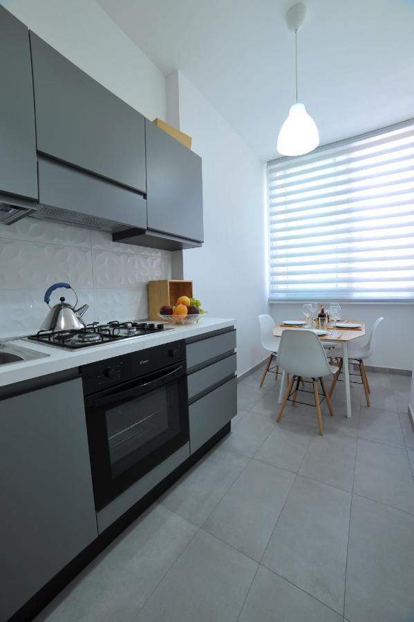 Home 22 Appartamento In Centro Storico - Catania Bagian luar foto